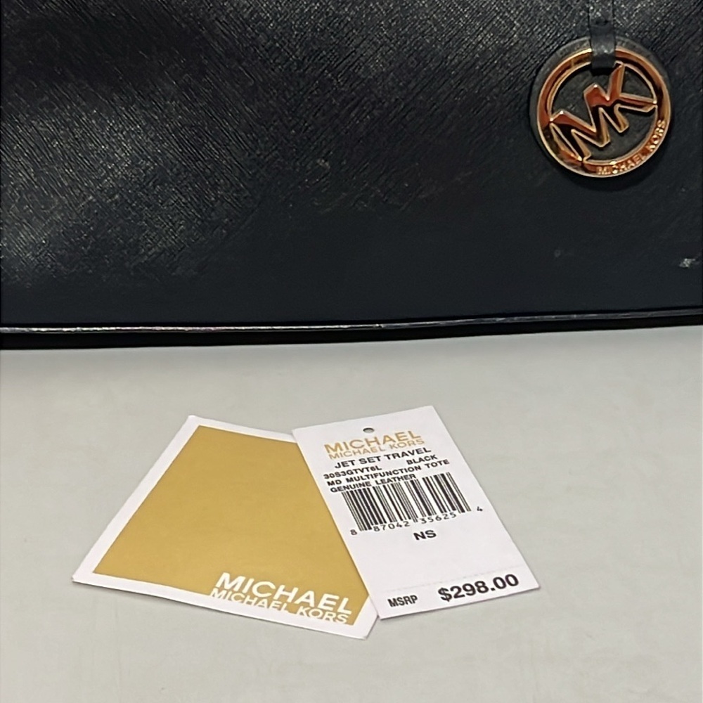 Michael Kors Black Saffiano Large Tote with Gold Accents Size: 11X18 - Picture 10 of 15
